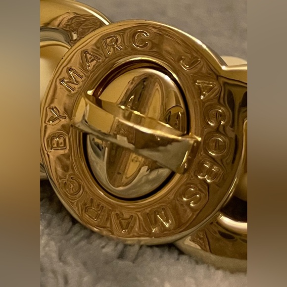 Marc Jacobs Katie Silicone Chain Bracelet - Picture 3 of 11